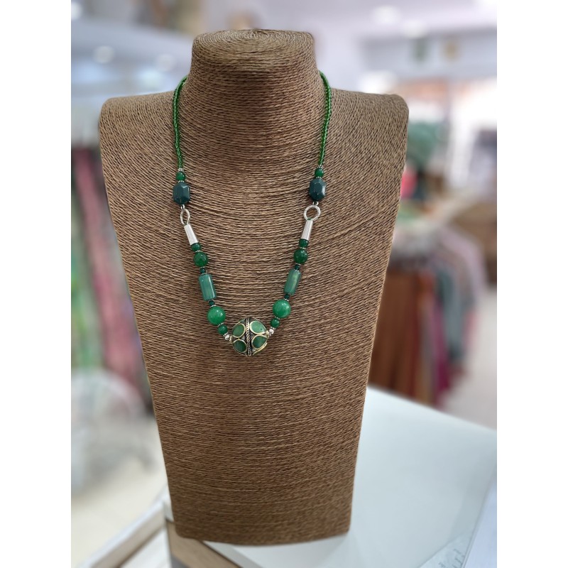 Collar India Piedras