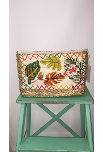 CESTA BORDADA